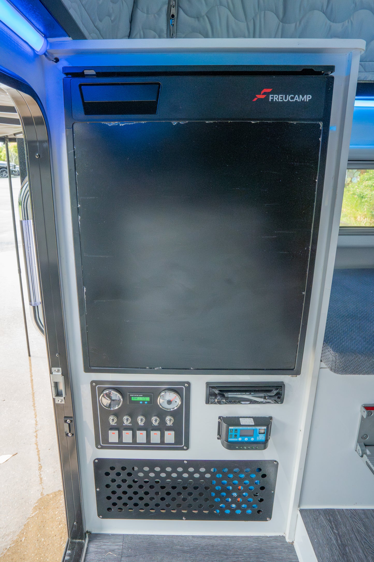 Adrift Slide-On Camper | Lightweight Off-Road Adventure Hub