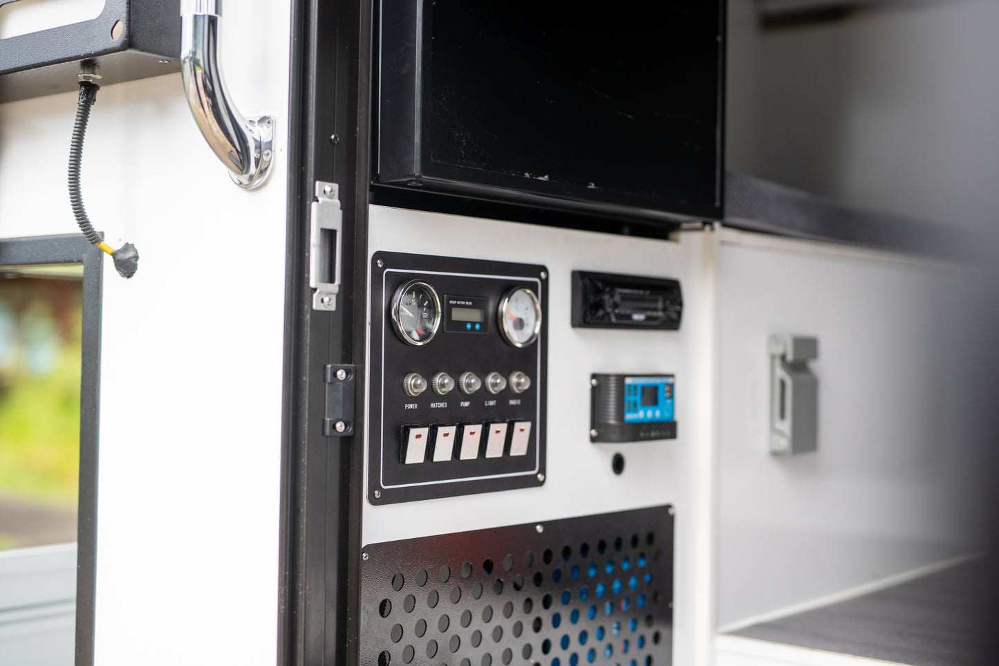 Adrift Slide-On Camper | Lightweight Off-Road Adventure Hub